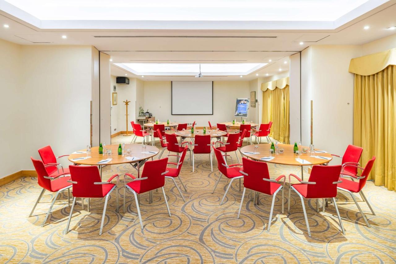 Radisson Blu Hotel, Ριάντ Εξωτερικό φωτογραφία